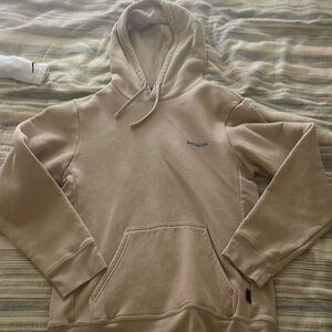 Patagonia Hoodie || Men’s S || Women’s M ||